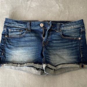 Express jean shorts size 4